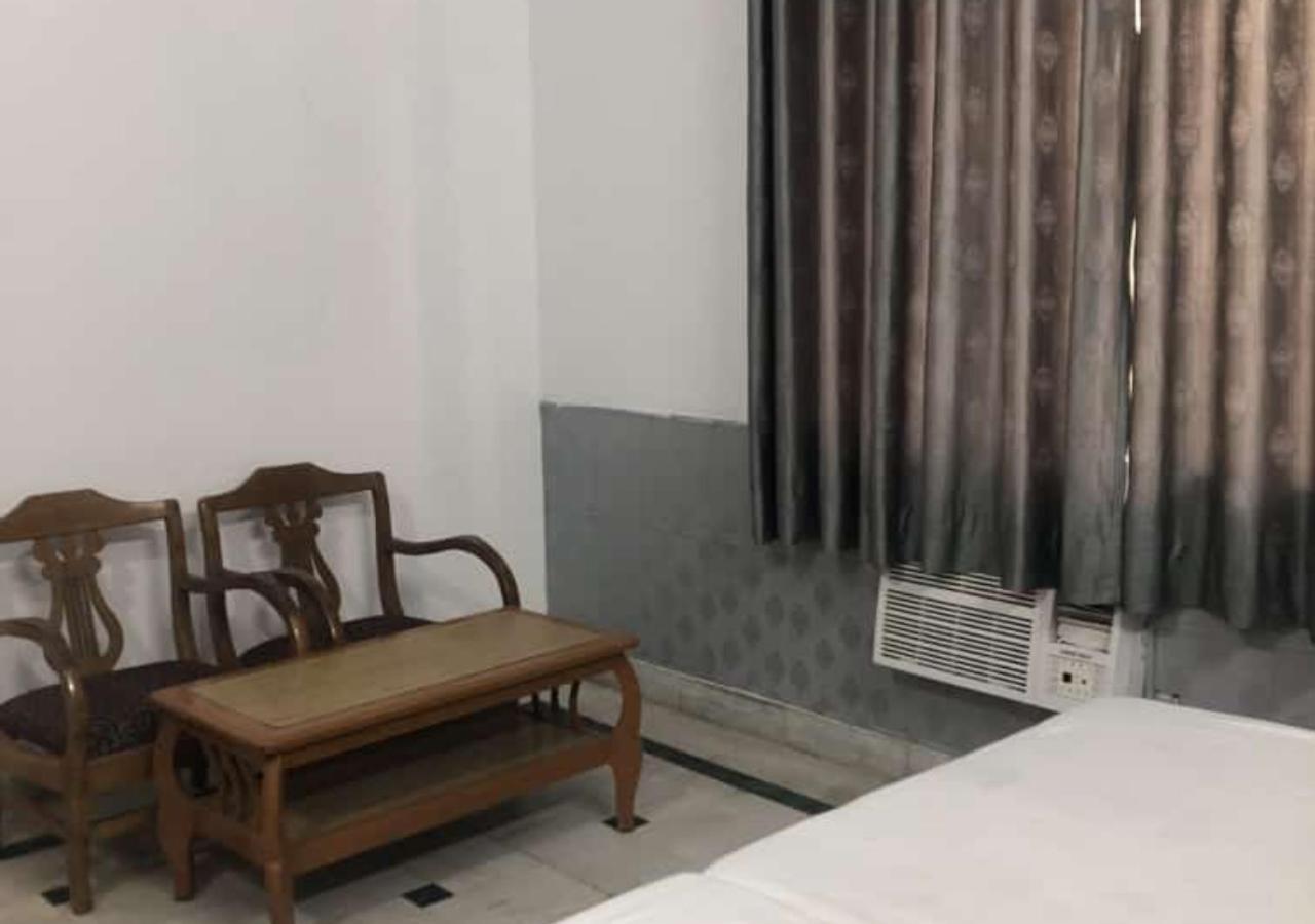 Shree Chitra Residency By Grb Hotell Haridwār Exteriör bild