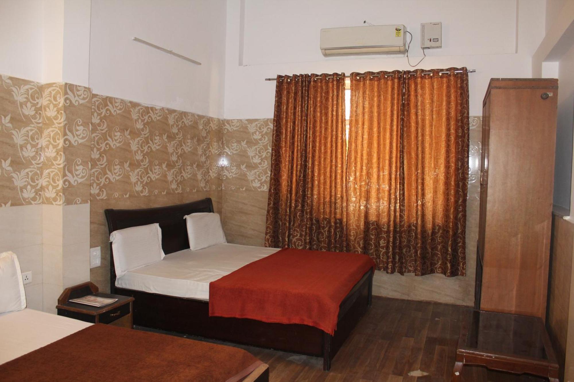 Shree Chitra Residency By Grb Hotell Haridwār Exteriör bild